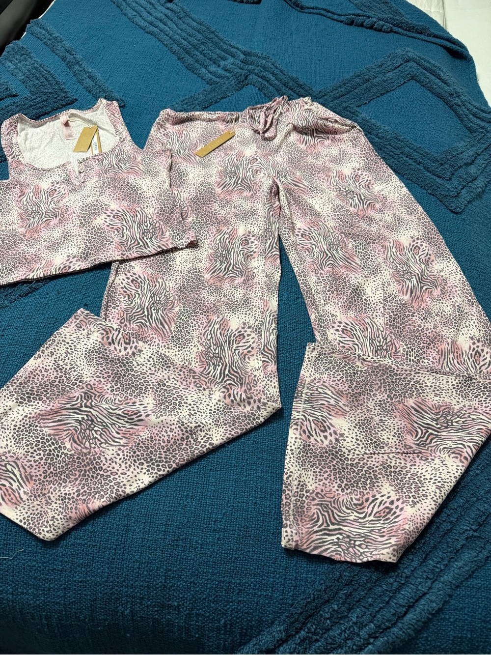 SKIMS Pink, White & Black Animal Print Tank Sleep / Lounge Set